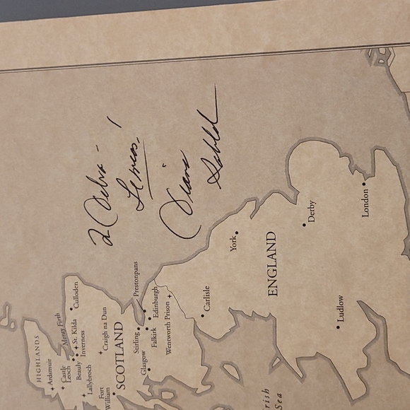 The Outlandish Companion by Diana Gabaldon - Picture 2 of 3